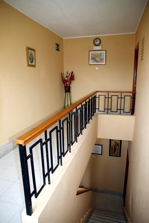Hostal Asturias Jarilla Exterior photo