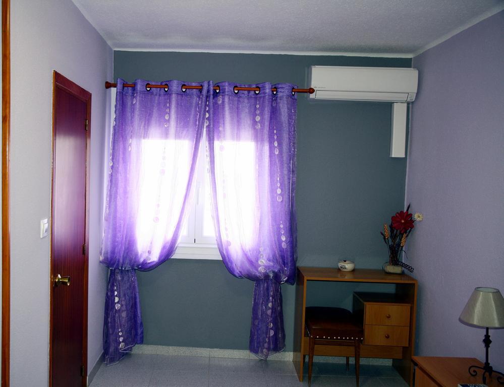Hostal Asturias Jarilla Exterior photo